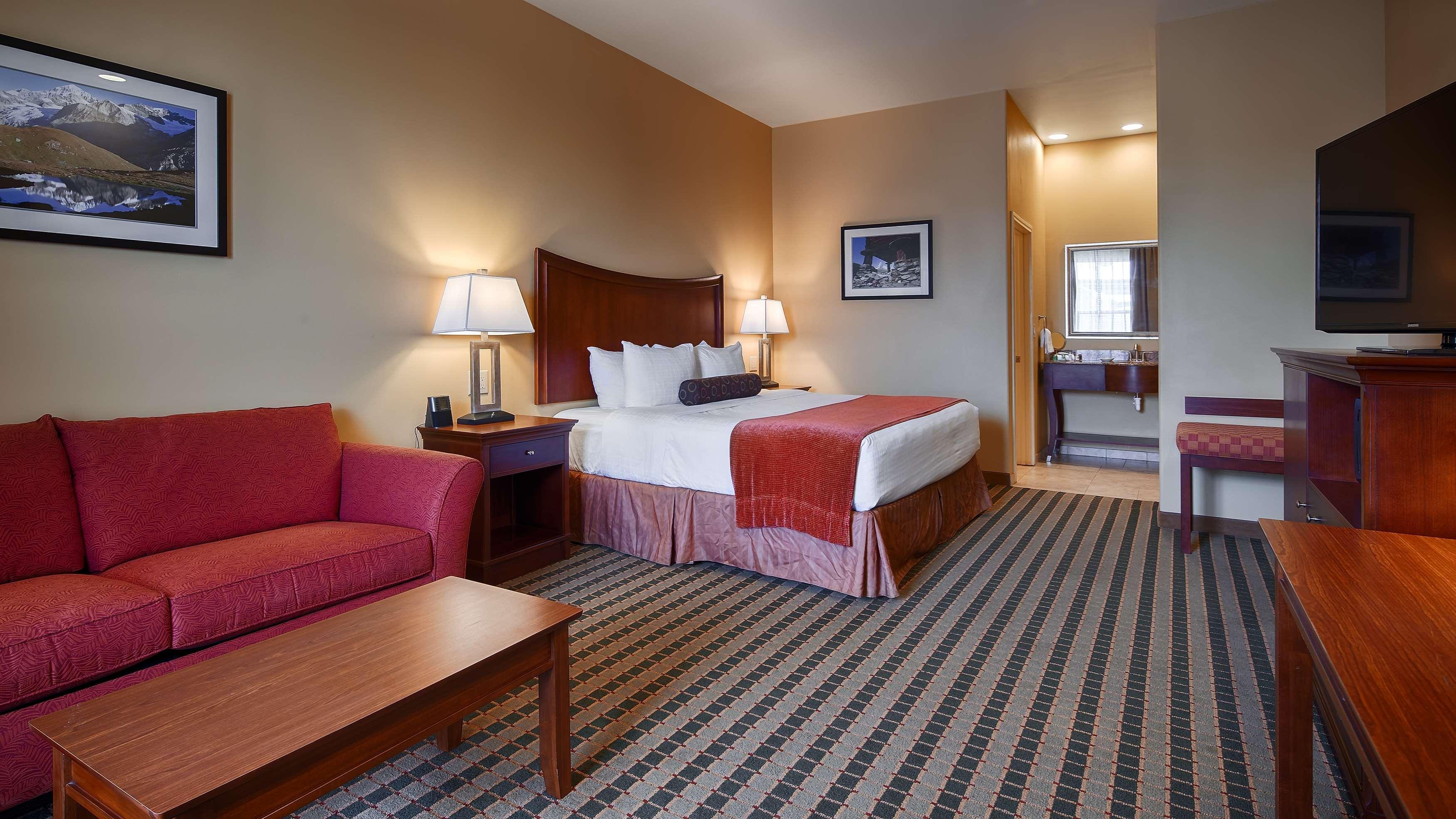Best Western Plus Swiss Chalet Hotel & Suites Pecos Exterior photo