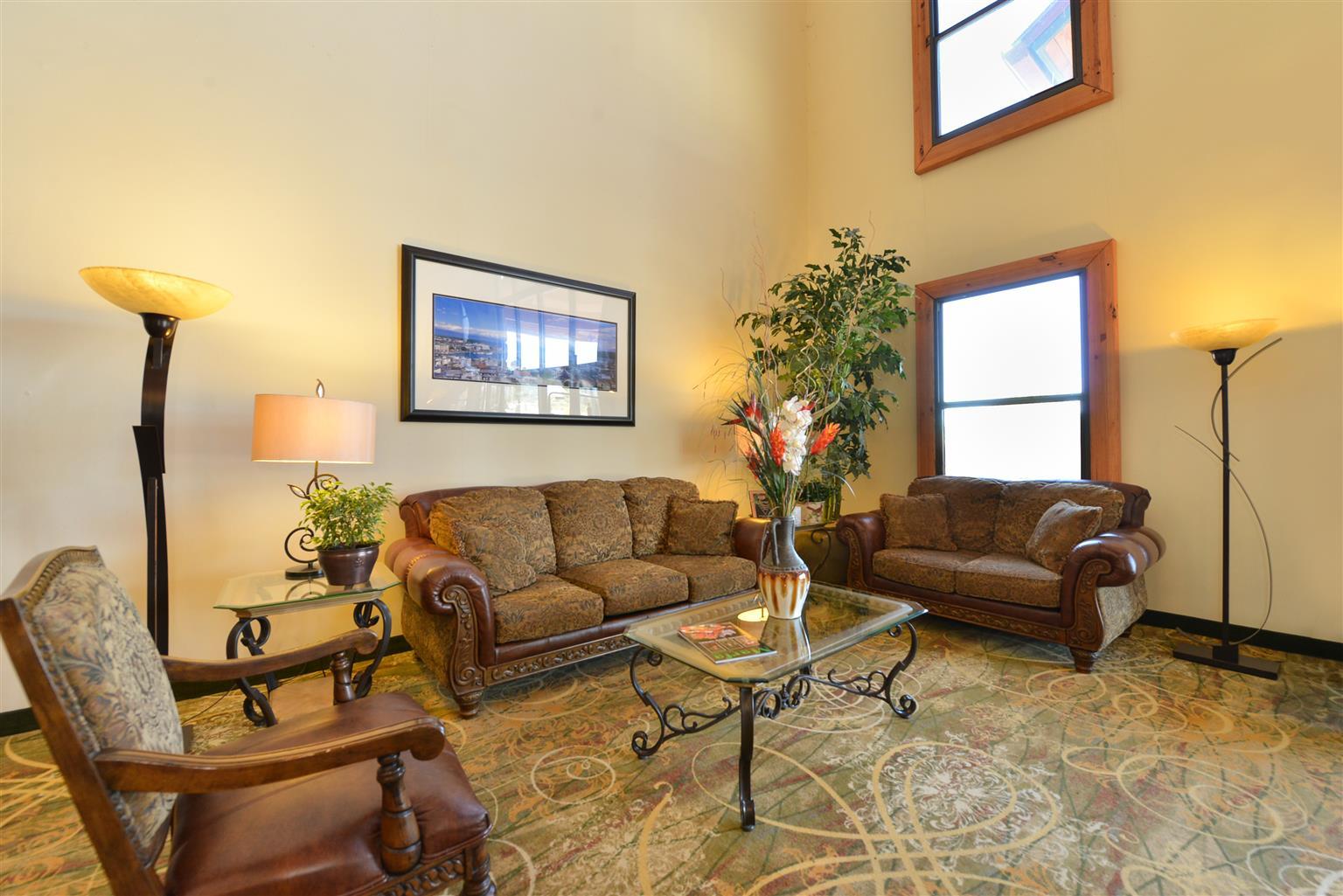 Best Western Plus Swiss Chalet Hotel & Suites Pecos Exterior photo